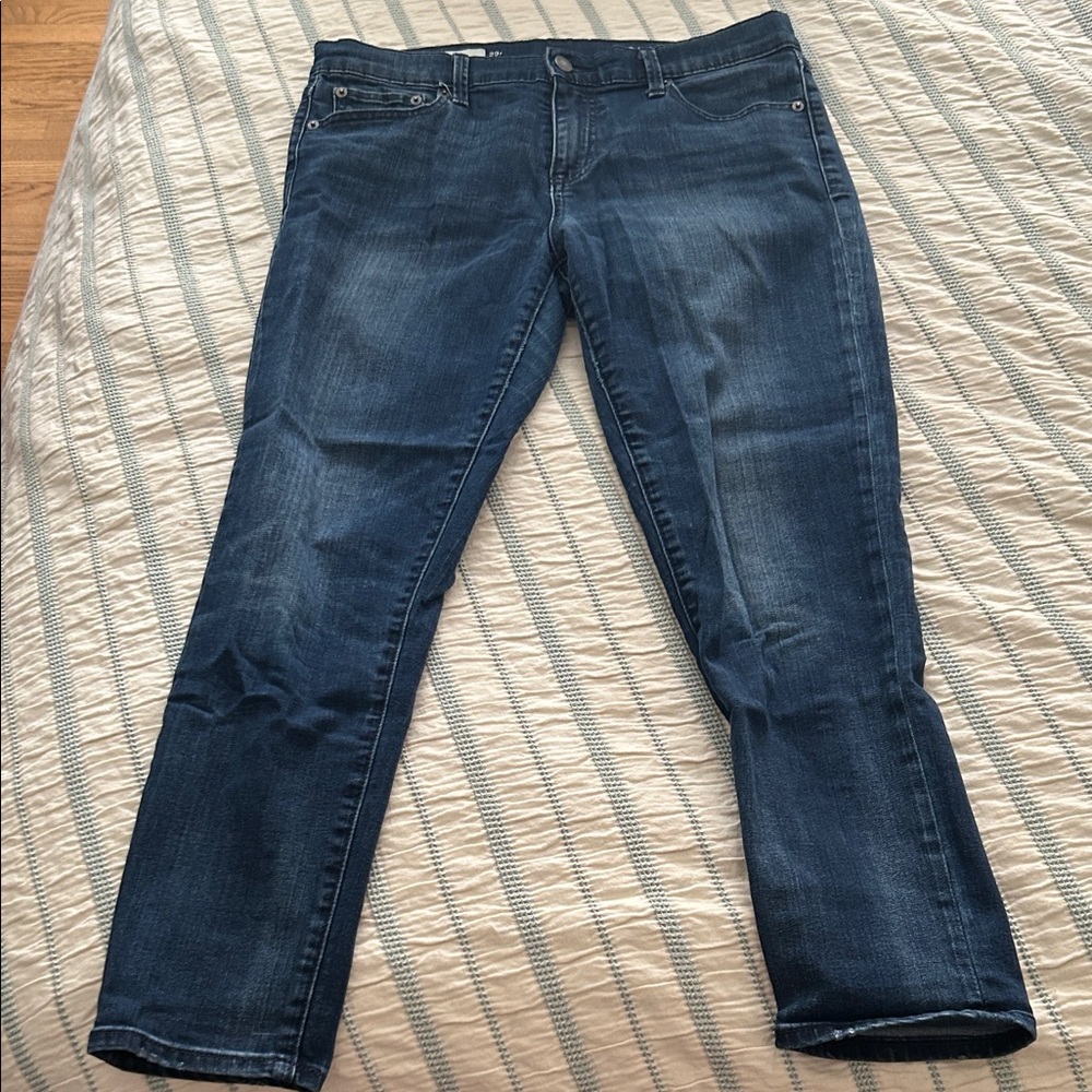 GAP Women's Deep Indigo Cropped Jeans